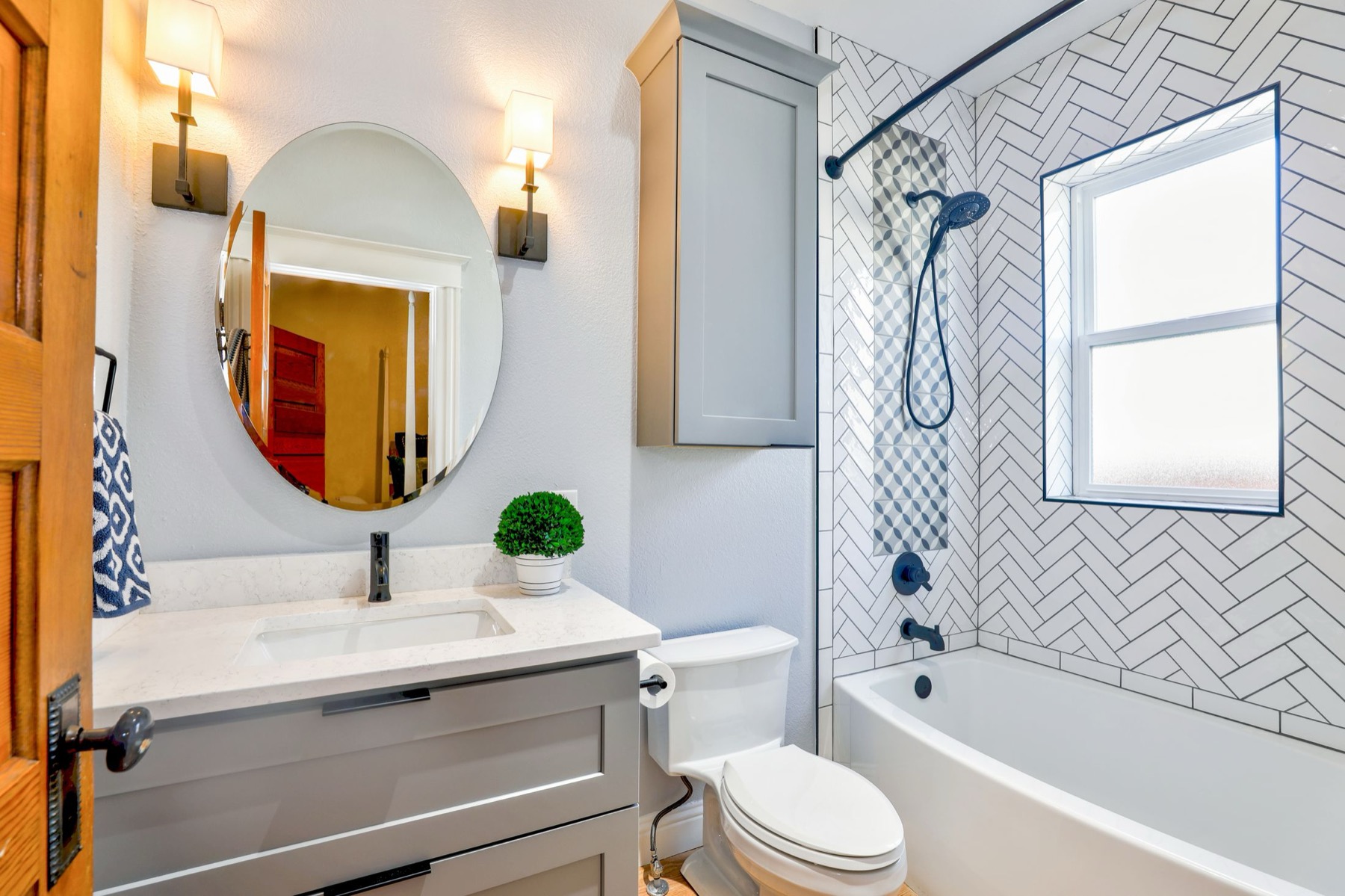 Wall tiling, any size of tile